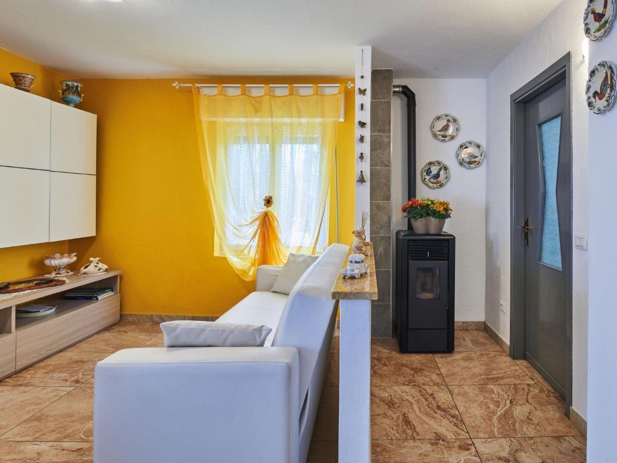 Apartment Casa Del Pergulin - Lmz325 By Interhome Verceia Exterior photo